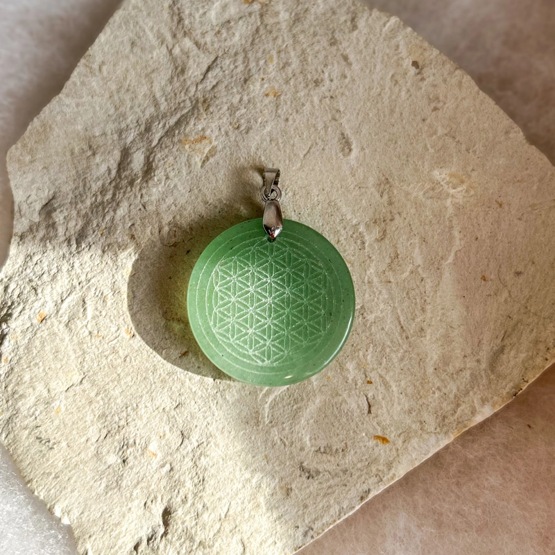 pendente in pietra + fiore della vita